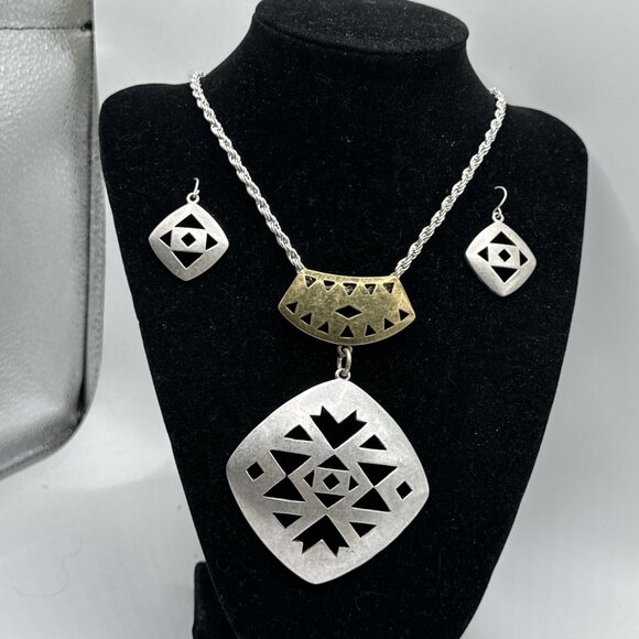 Set Necklace Earrings SilverTone Brass Tribal Geometric Cut Out Rope Chain 18”3” - Picture 10 of 14